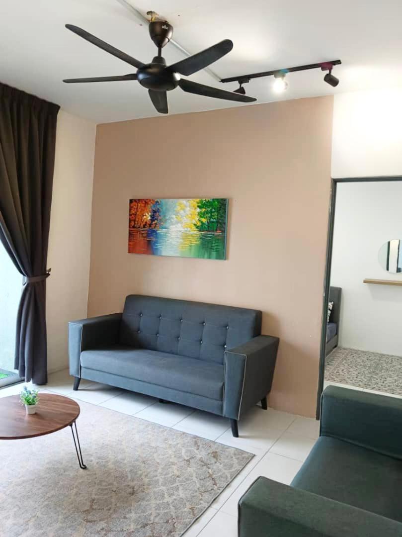 Apartment Irdina At Emerald Avenue Centrum